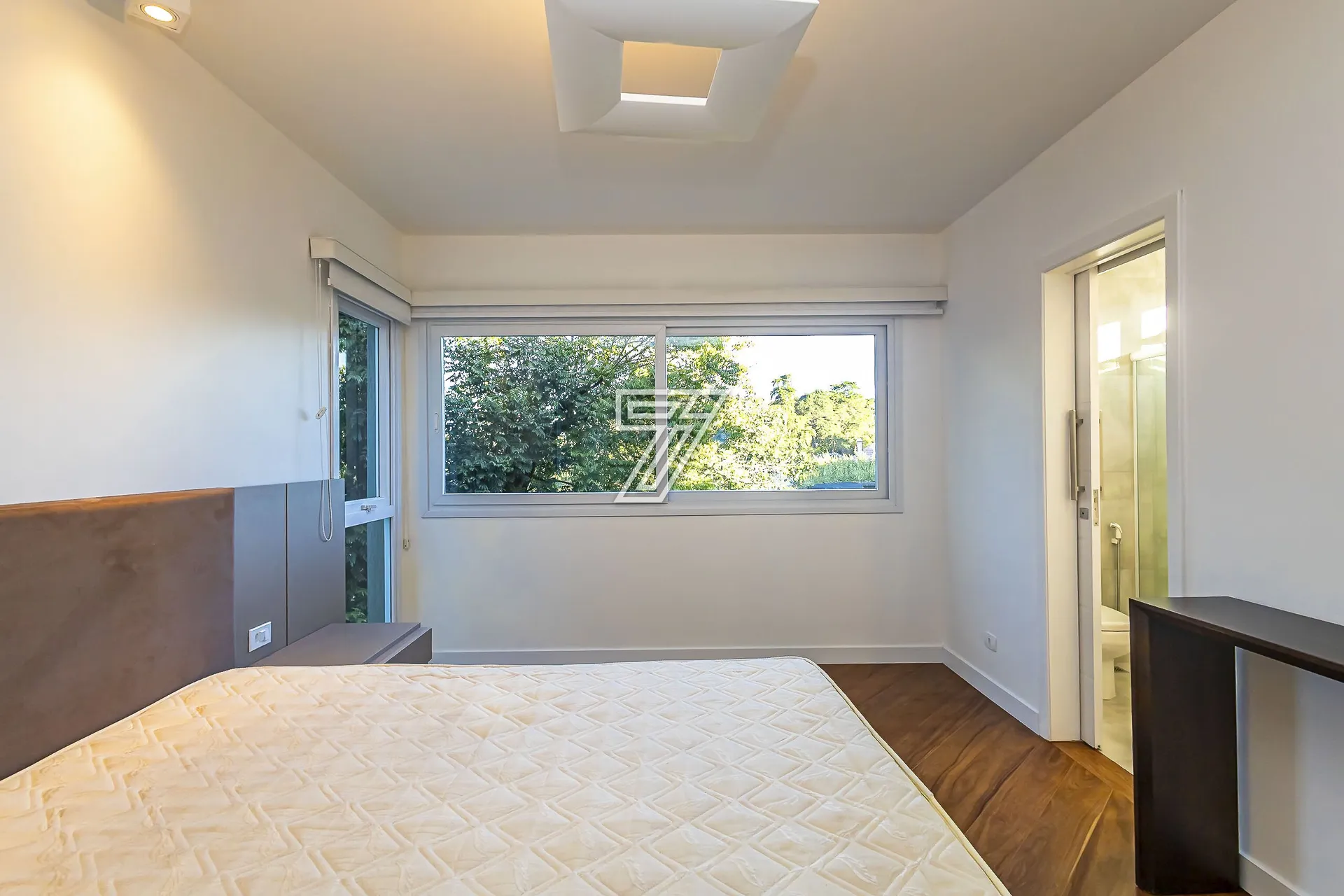 Casa para locação com 4 quartos e 3 suítes — photo 44