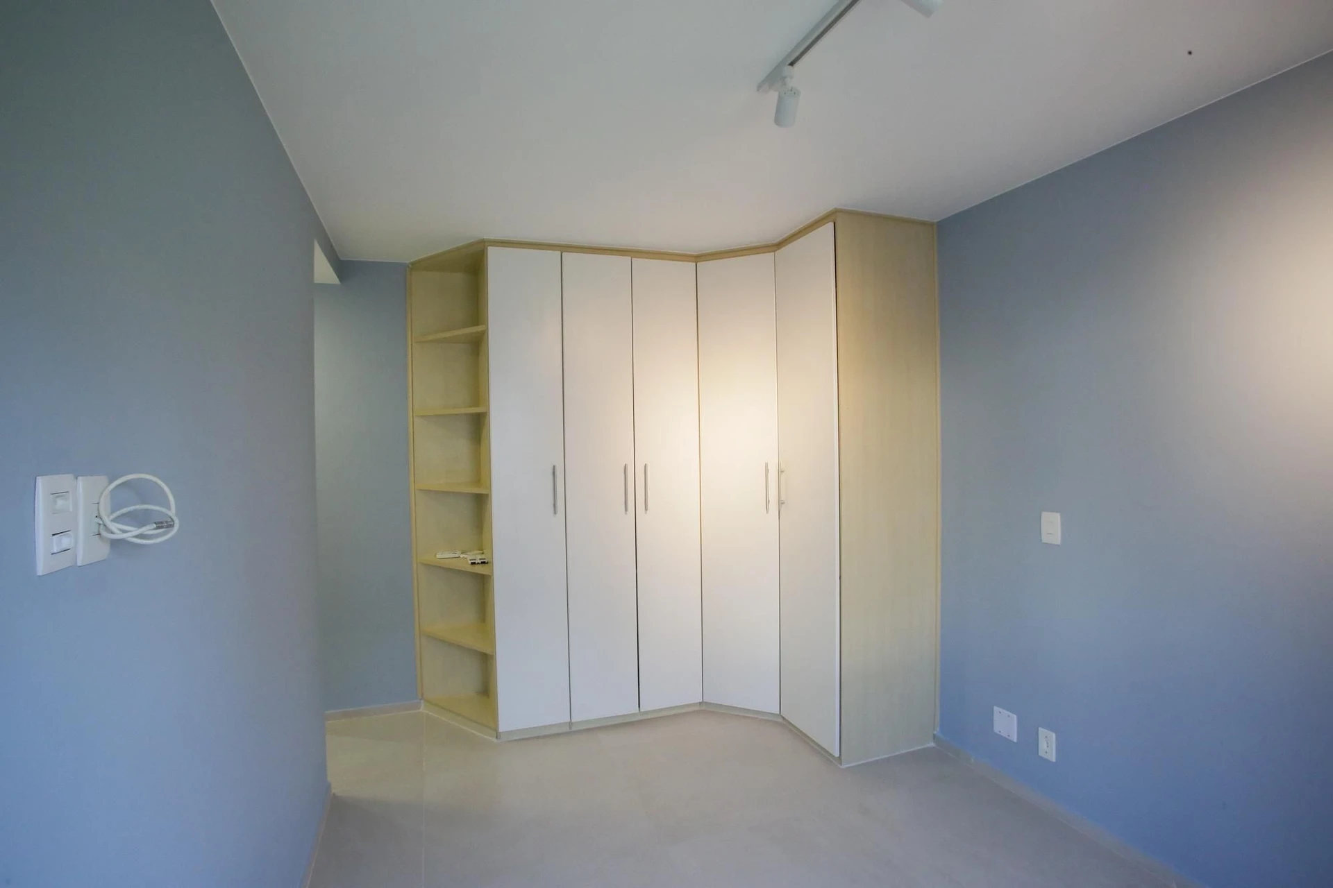 3-bedroom apartment in a building with a sauna — photo 35