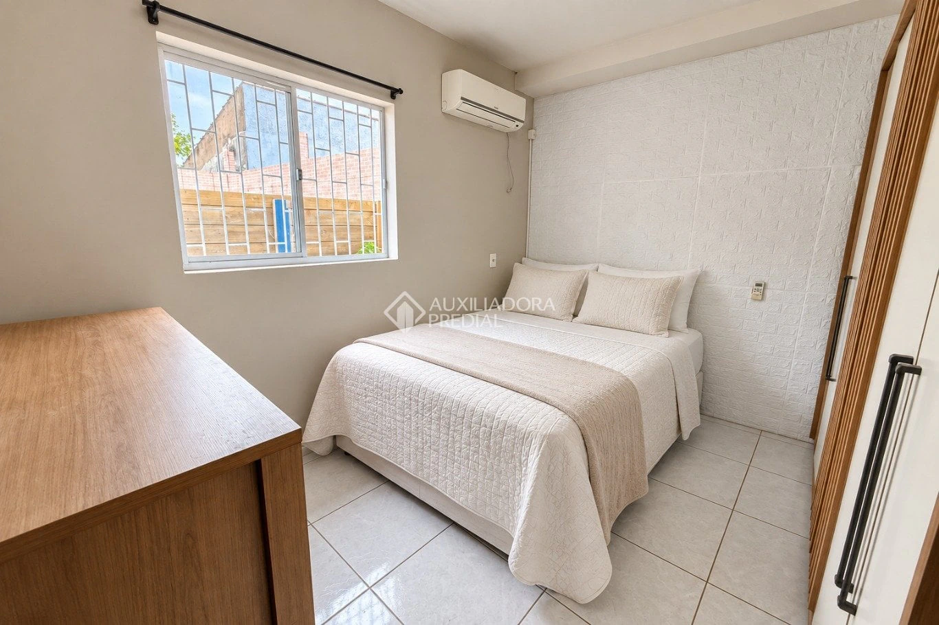 2-bedroom house with a washing machine in Florianópolis — photo 8