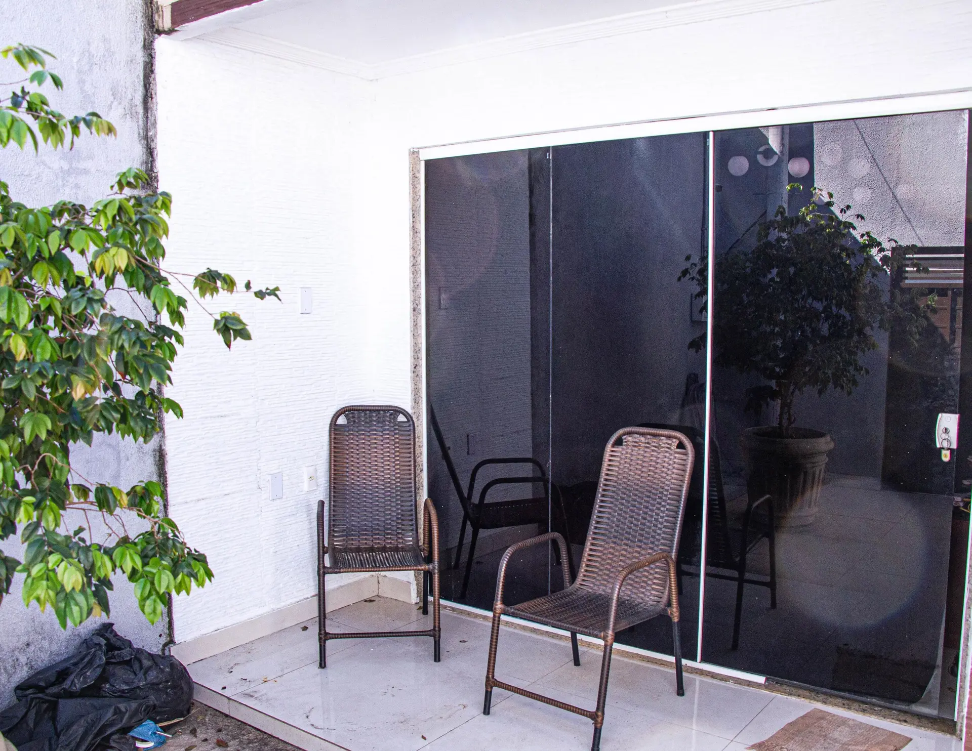 Furnished 4-bedroom house with 3 bathrooms — photo 12