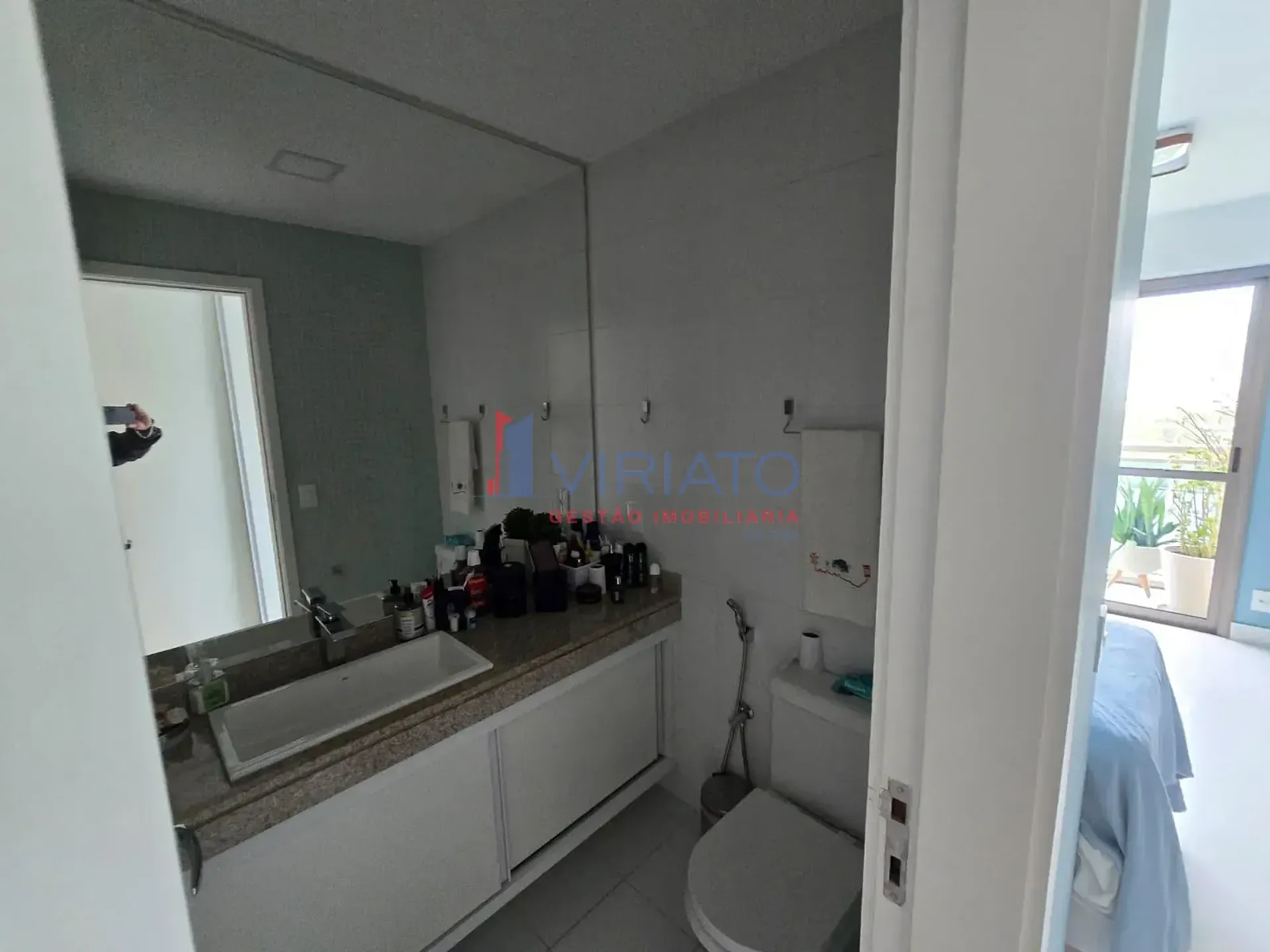 Furnished apartment with 4 bedrooms and 5 bathrooms — photo 44