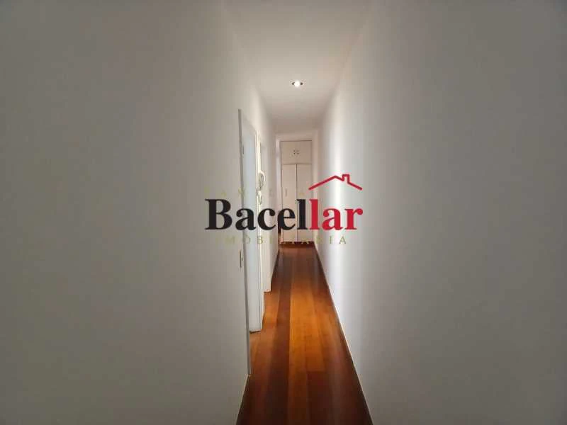 106 m² apartment with 3 bedrooms and 1 parking spot — photo 18