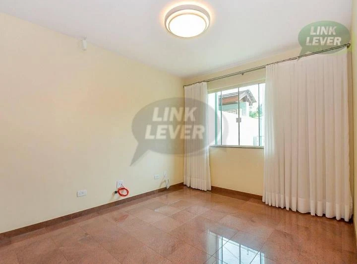 Casa de 4 quartos, sendo 1 suíte, 147 m², Bacacheri — photo 3