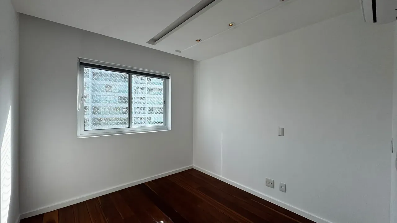 3-bedroom apartment in a building with a sauna — photo 21