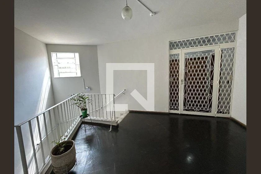 90 m² rental apartment with 3 bedrooms and balcony — photo 7