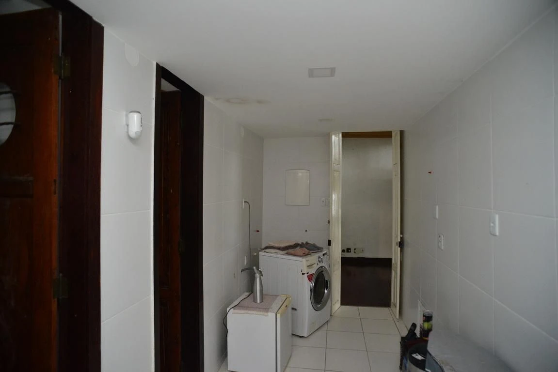 Furnished house, 700 m², with a jacuzzi — photo 72