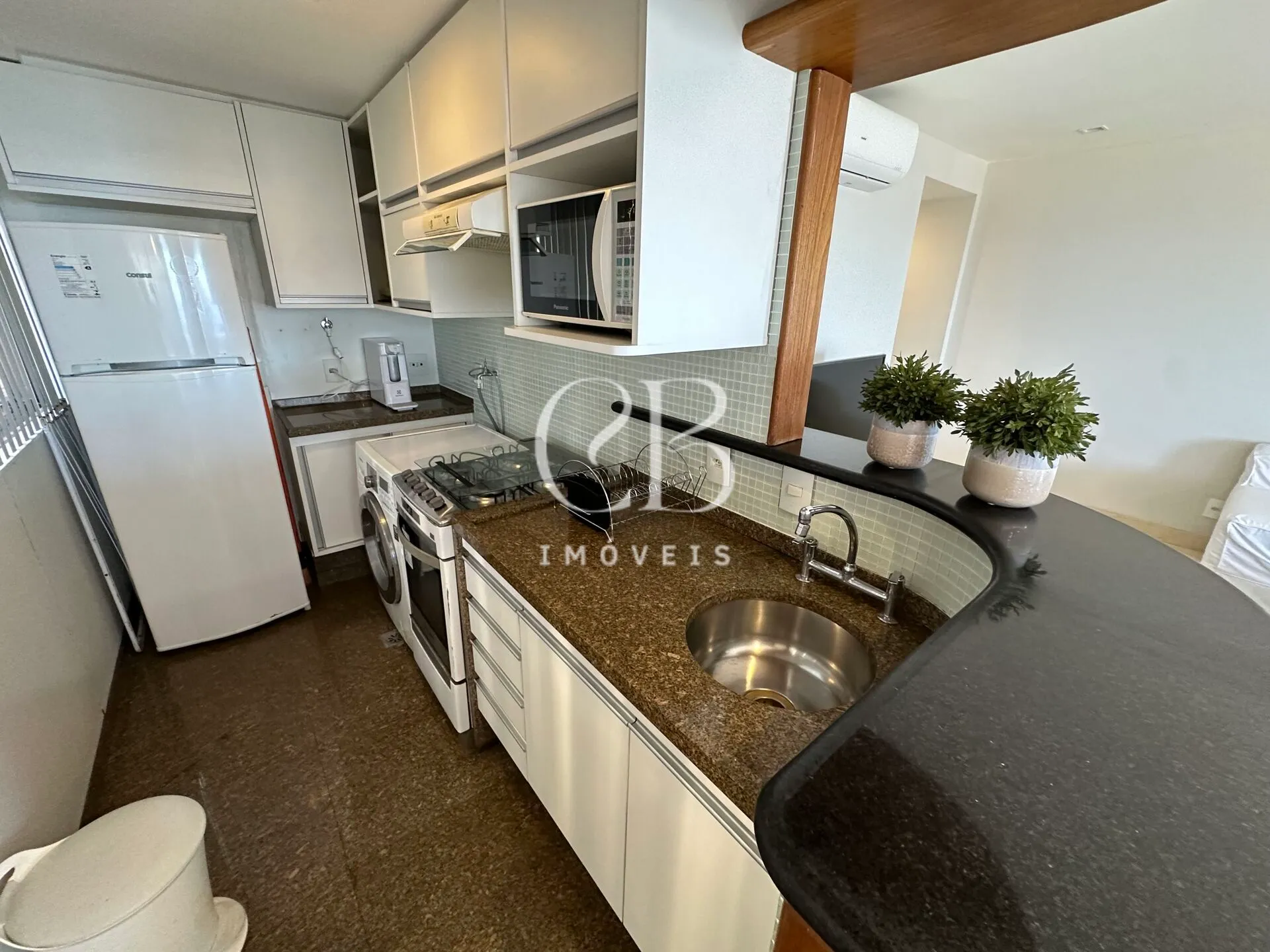 98 m² furnished apartment with 2 bedrooms and 1 suite — photo 2