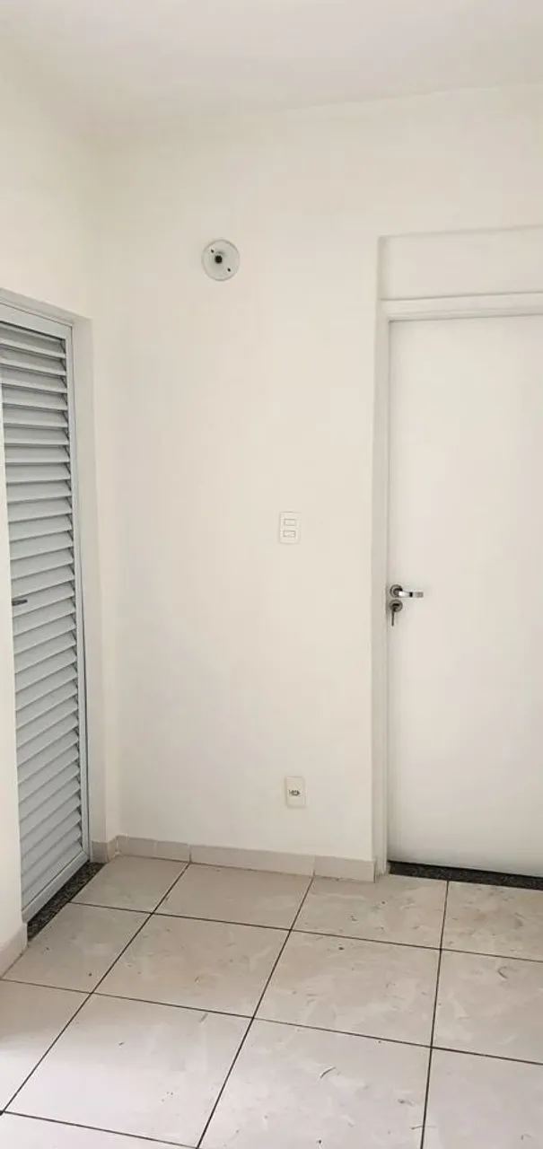 Apartamento sem mobília com 2 banheiros completos — photo 7