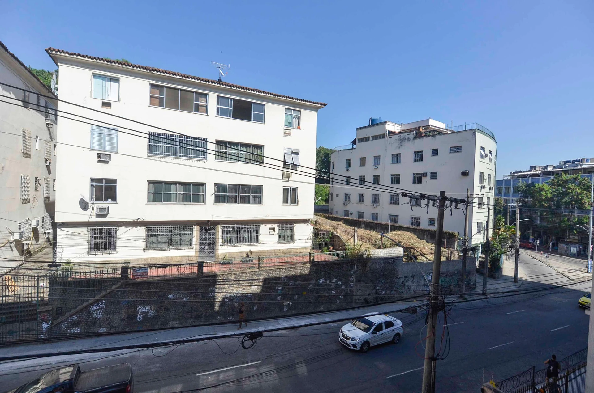 3-bedroom apartment with 2 parking spaces — photo 43