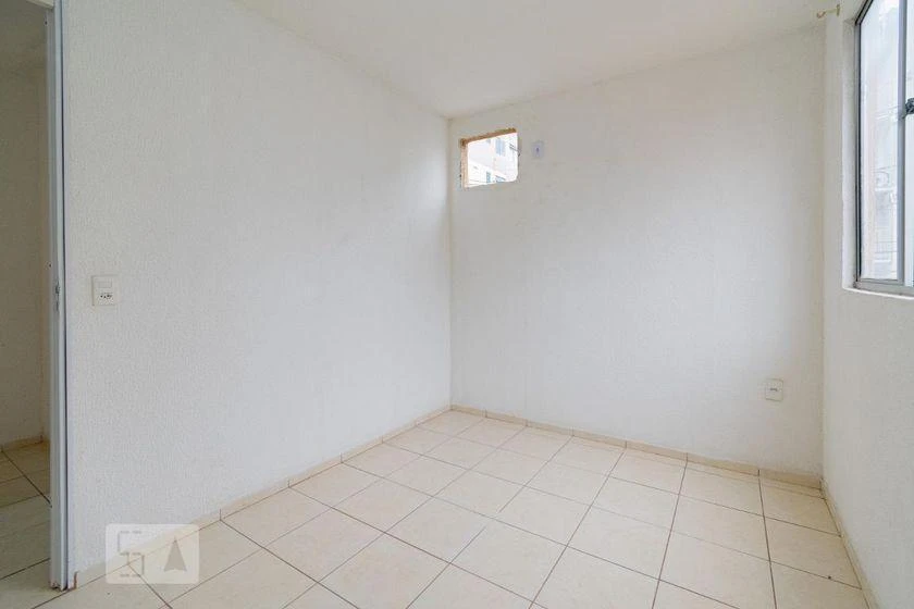 2-bedroom apartment in a building with a pool — photo 20