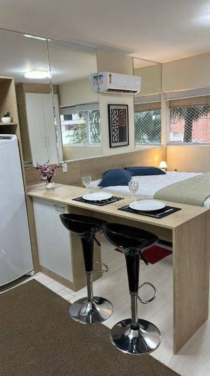 1-bedroom apartment with a private garden space — photo 2