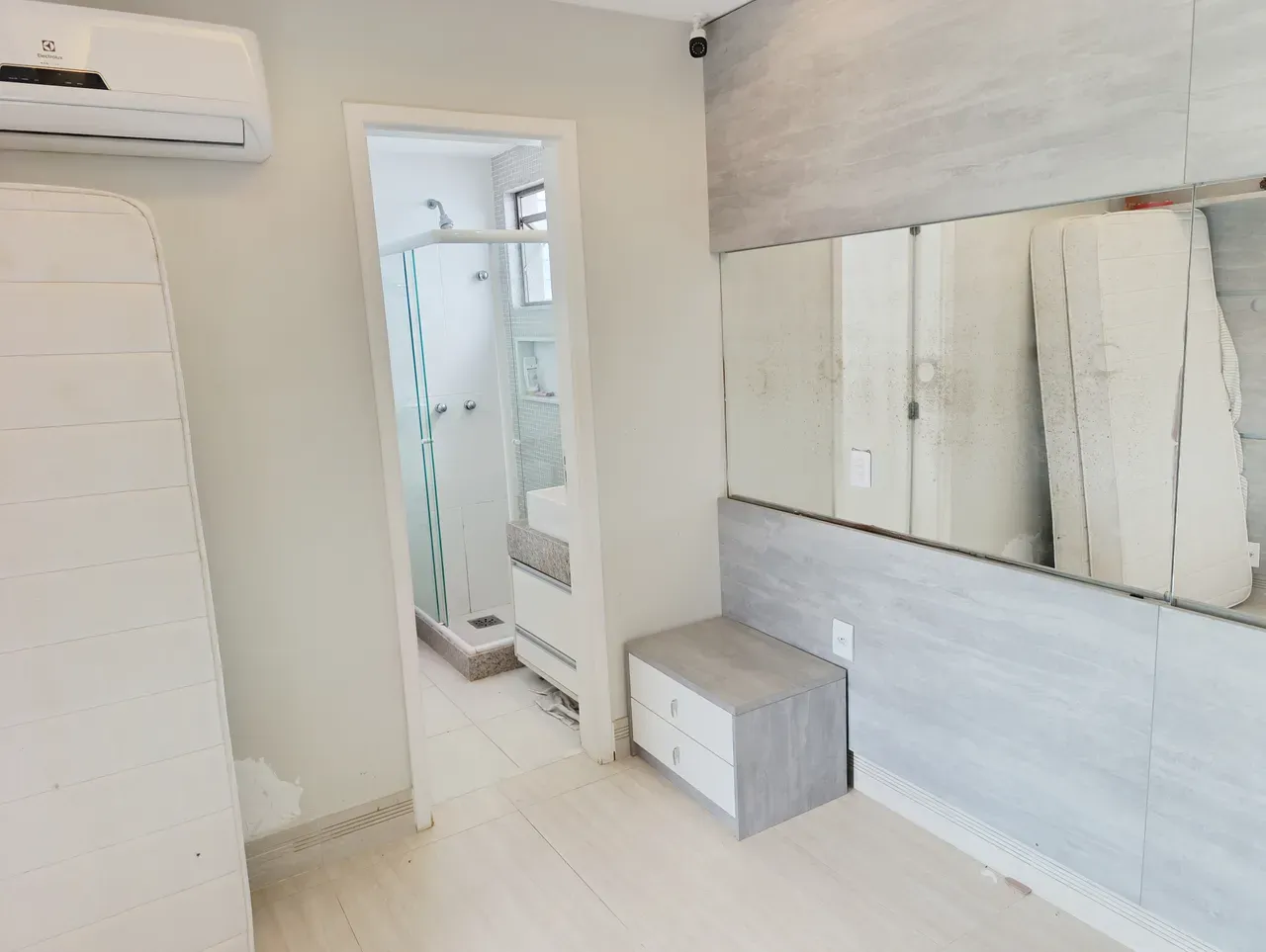 Apartamento com cozinha fechada e 4 banheiros — photo 29