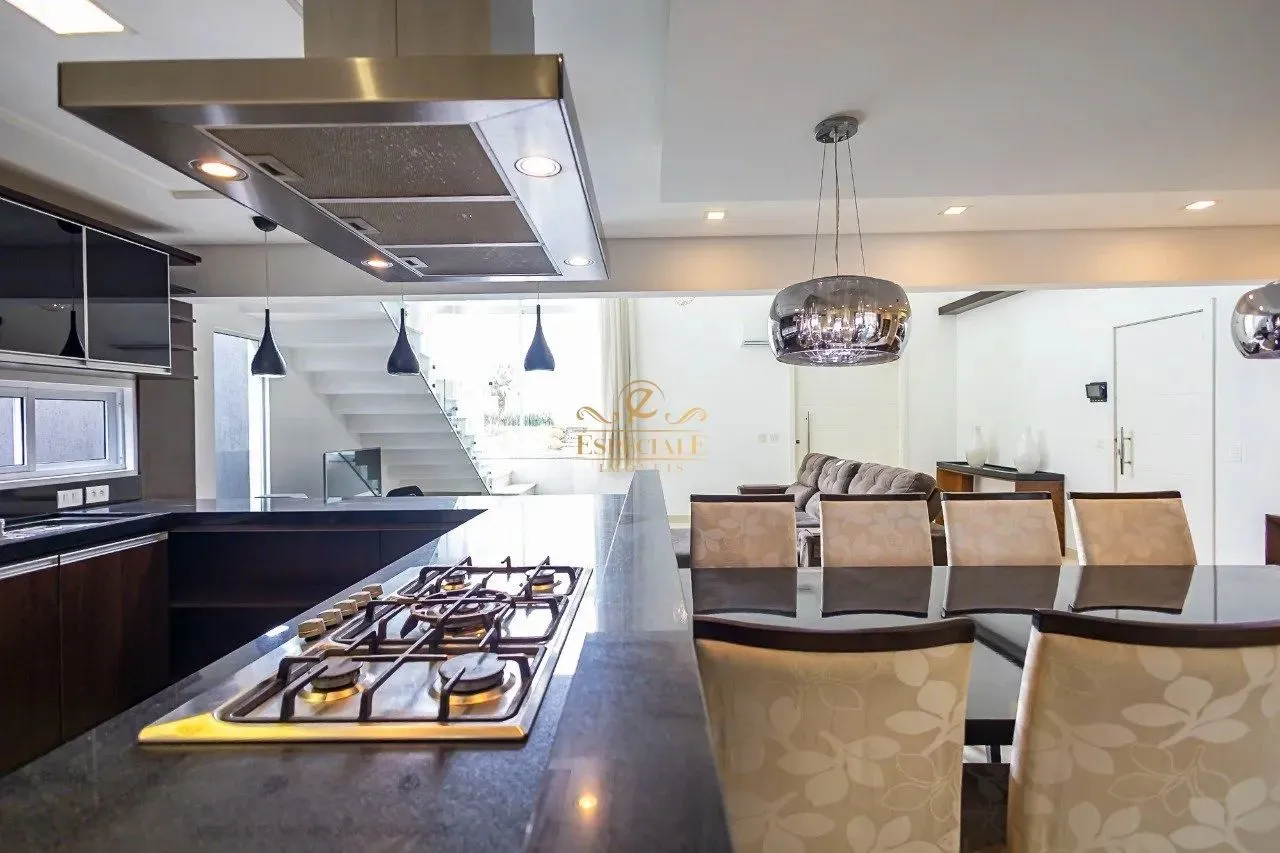 Furnished house in a gated community with 4 bedrooms and balcony — photo 6