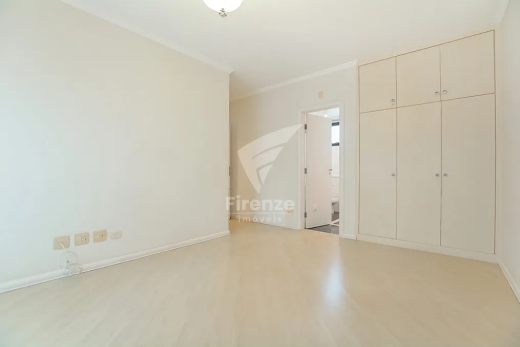 Apartment with 3 en-suite bedrooms and 2 parking — photo 42
