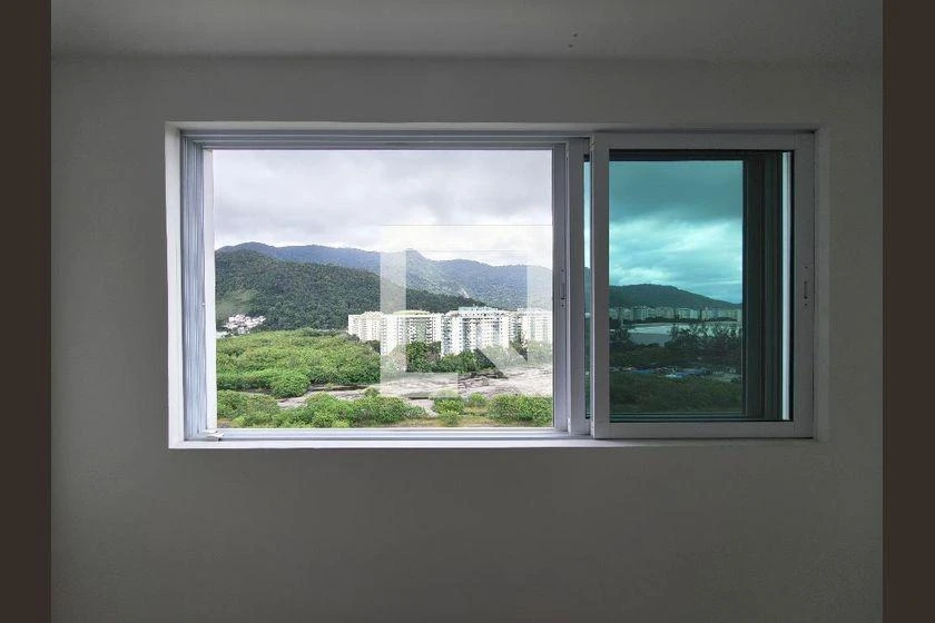 2-bedroom apartment with a mountain view — photo 31