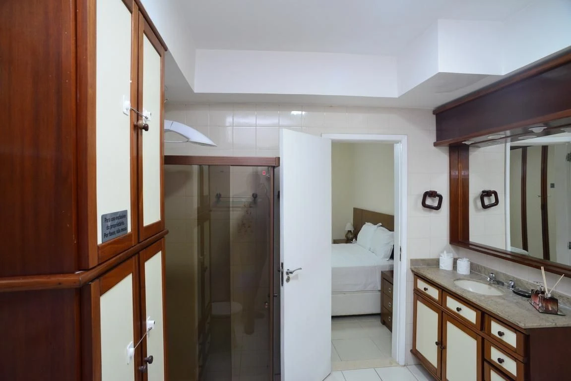 5-bedroom house with a washing machine — photo 66