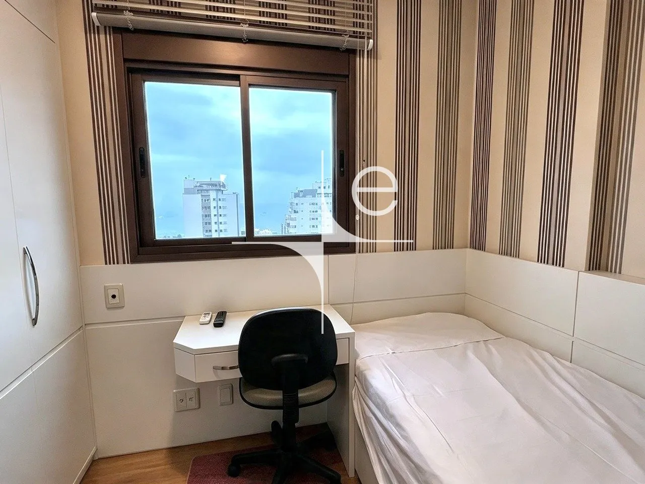 2-bedroom apartment in a building with a sauna — photo 10