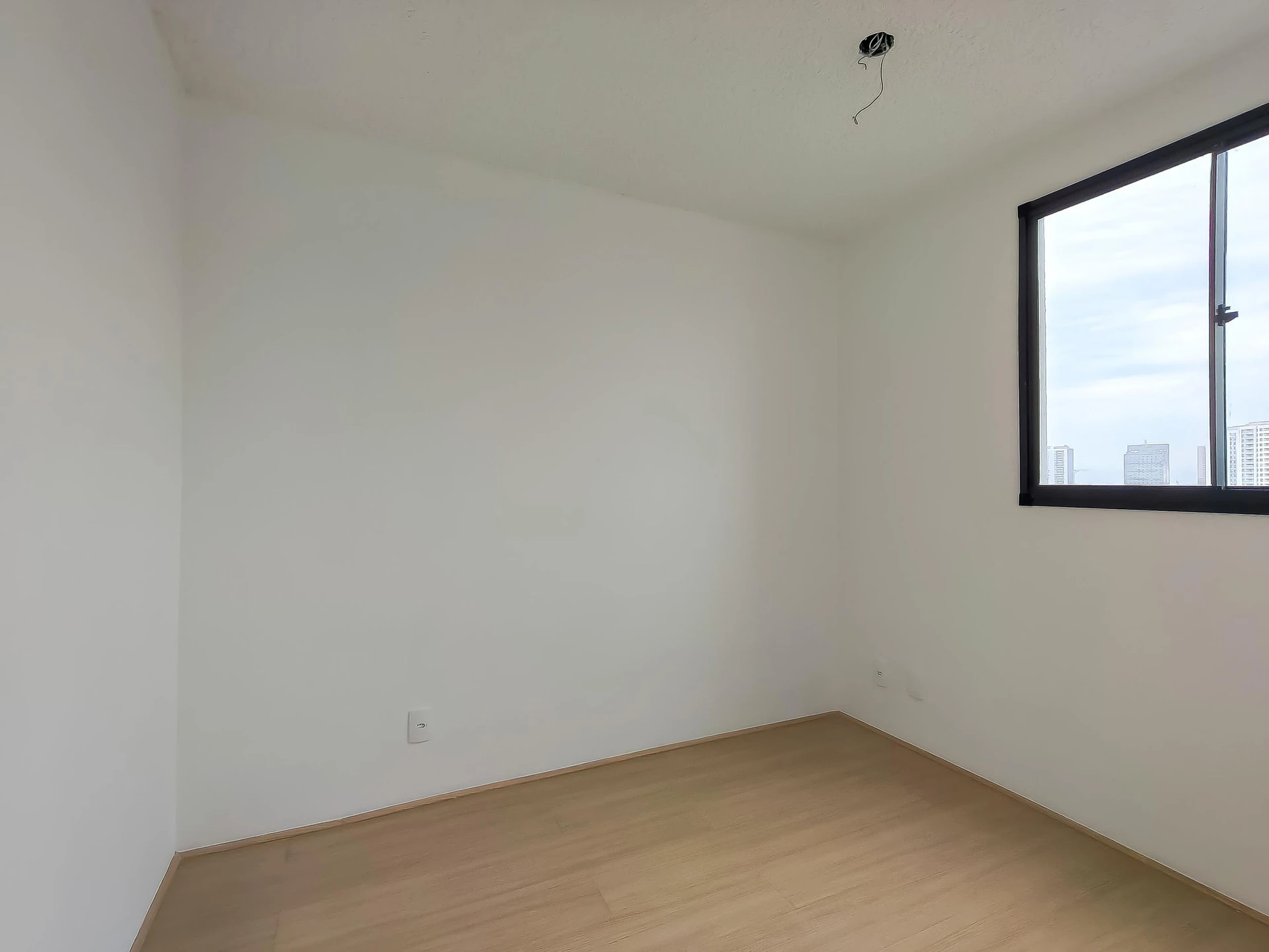 Apartment, 38 m², with a glass-enclosed balcony — photo 7