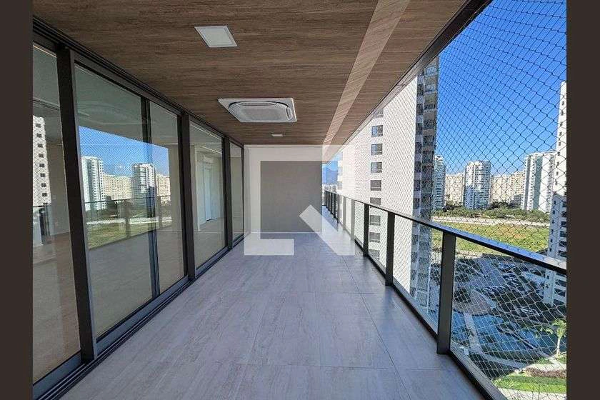4-bedroom en-suite apartment, 194 m² and 3 parking spots — photo 7