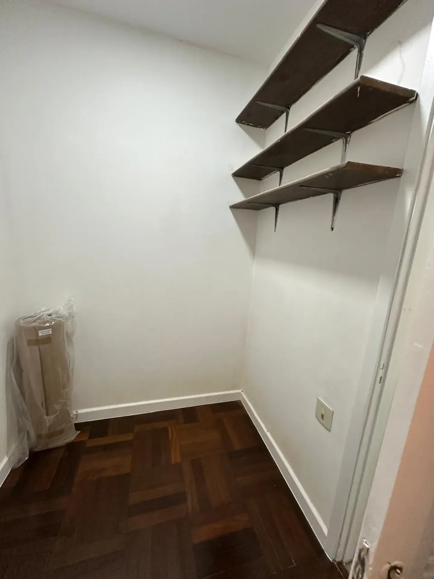 3-bedroom apartment with 4 bathrooms and 1 parking space — photo 54