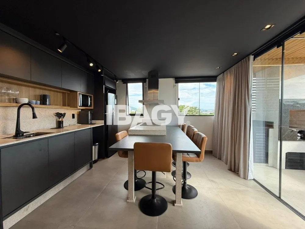Furnished apartment, 56 m², with a water view — photo 2