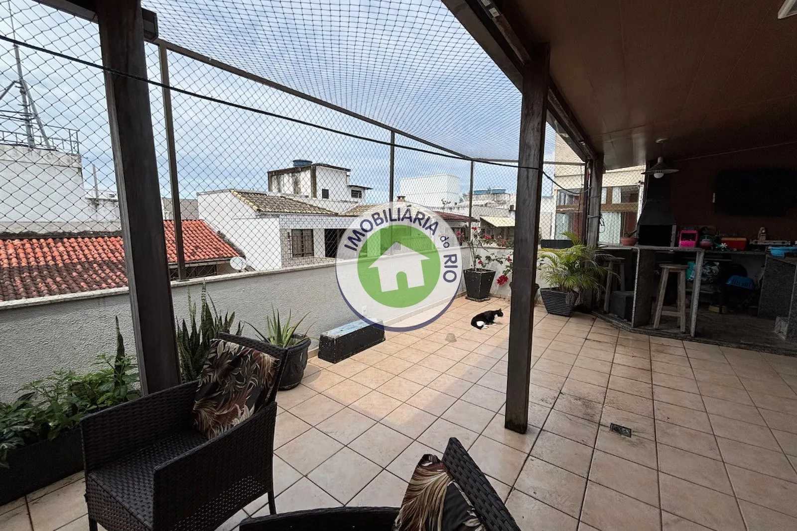 Apartamento com 3 quartos, 2 banheiros e terraço — photo 21