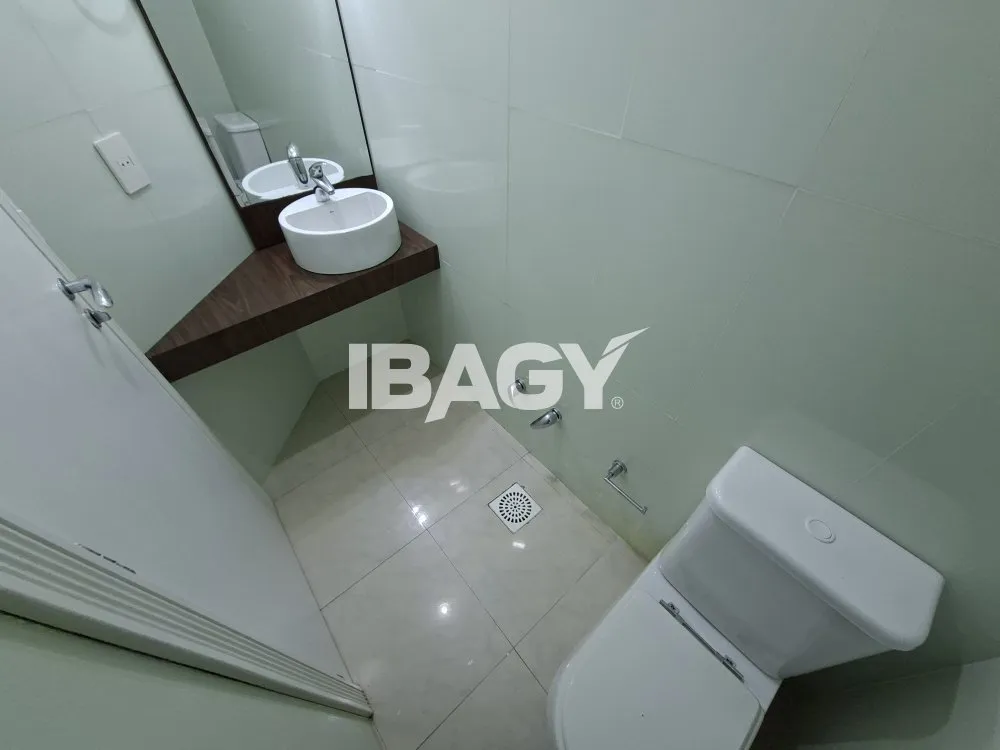 Apartamento com 3 dormitórios, 1 suíte e 130 m² — photo 7