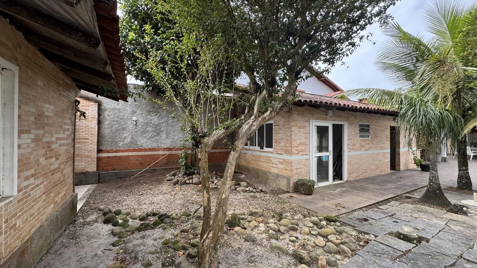 Casa mobiliada com 6 quartos e 850 m² — photo 56