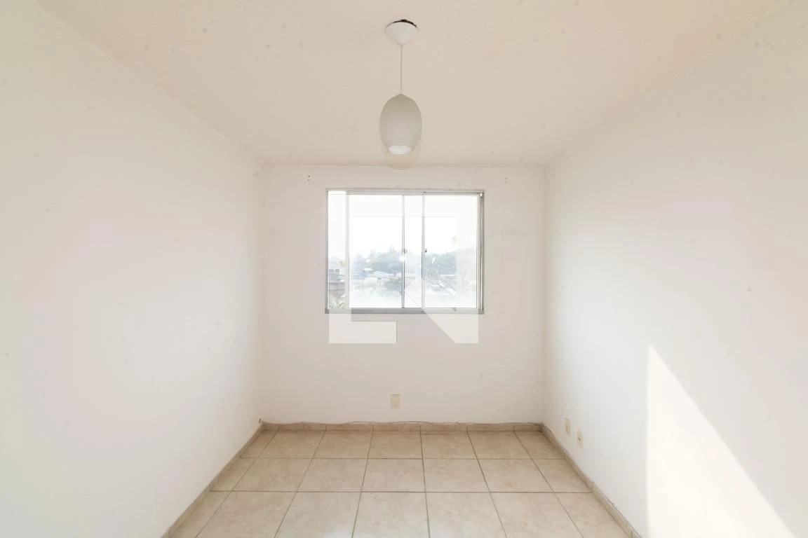 2-bedroom apartment with an open-plan kitchen — photo 25