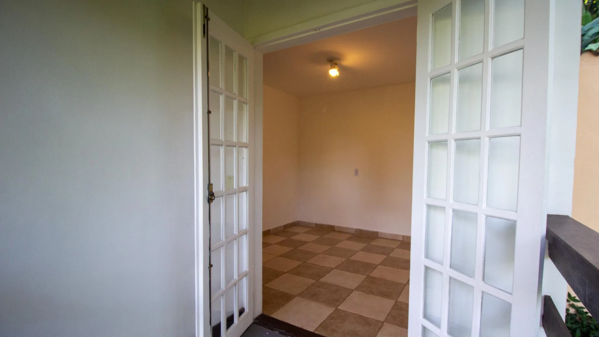 Casa com 4 quartos e 4 banheiros, com 3 vagas — photo 18