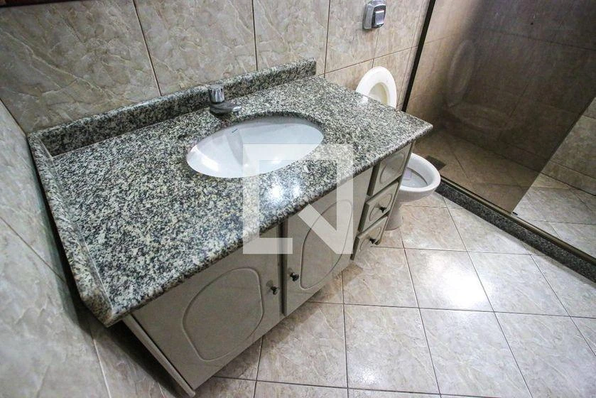 Ванна та 4 спальні: будинок 176 м² — photo 22