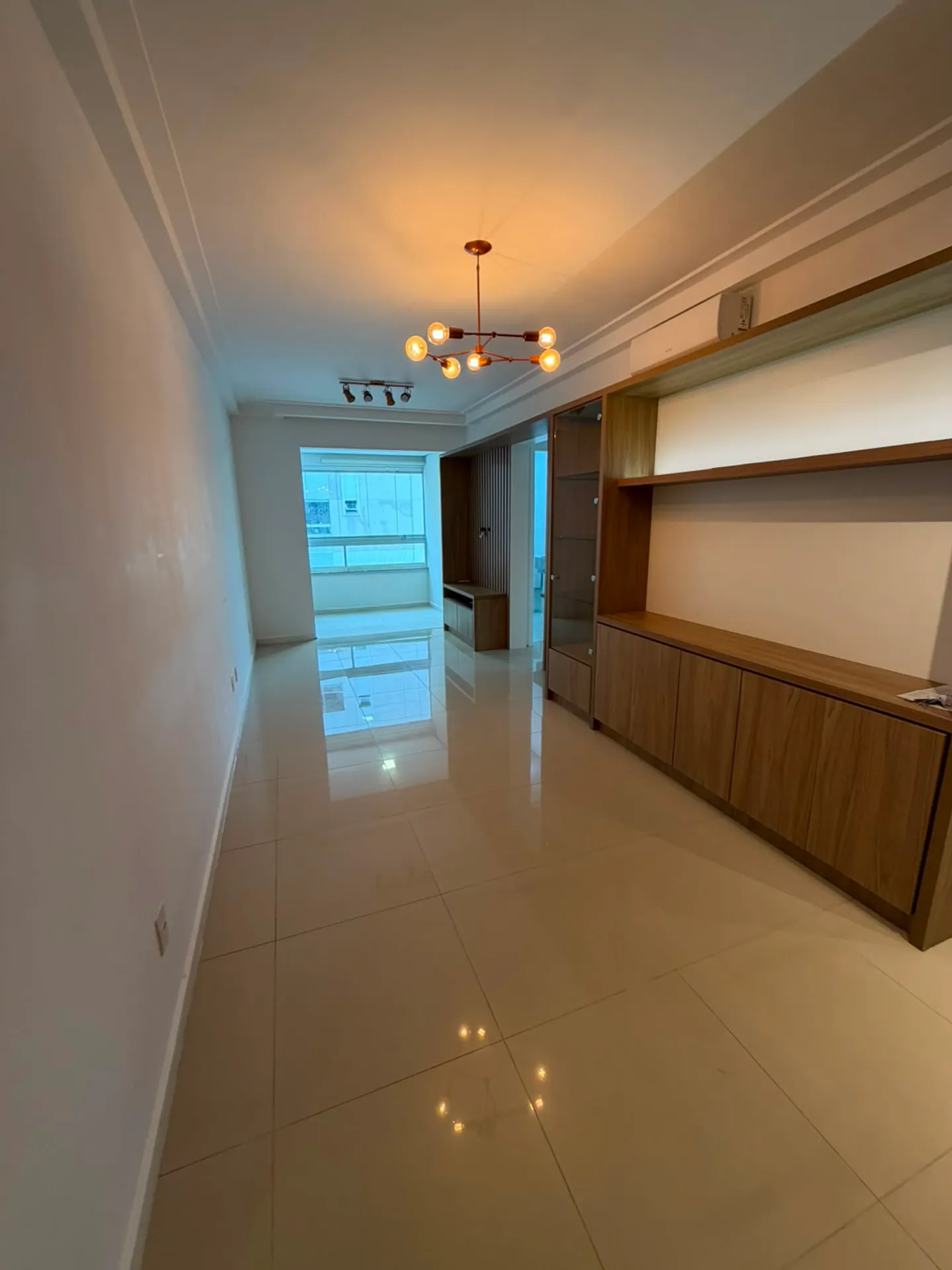 Квартира с 2 спальнями и газовой плитой, 124 м²
