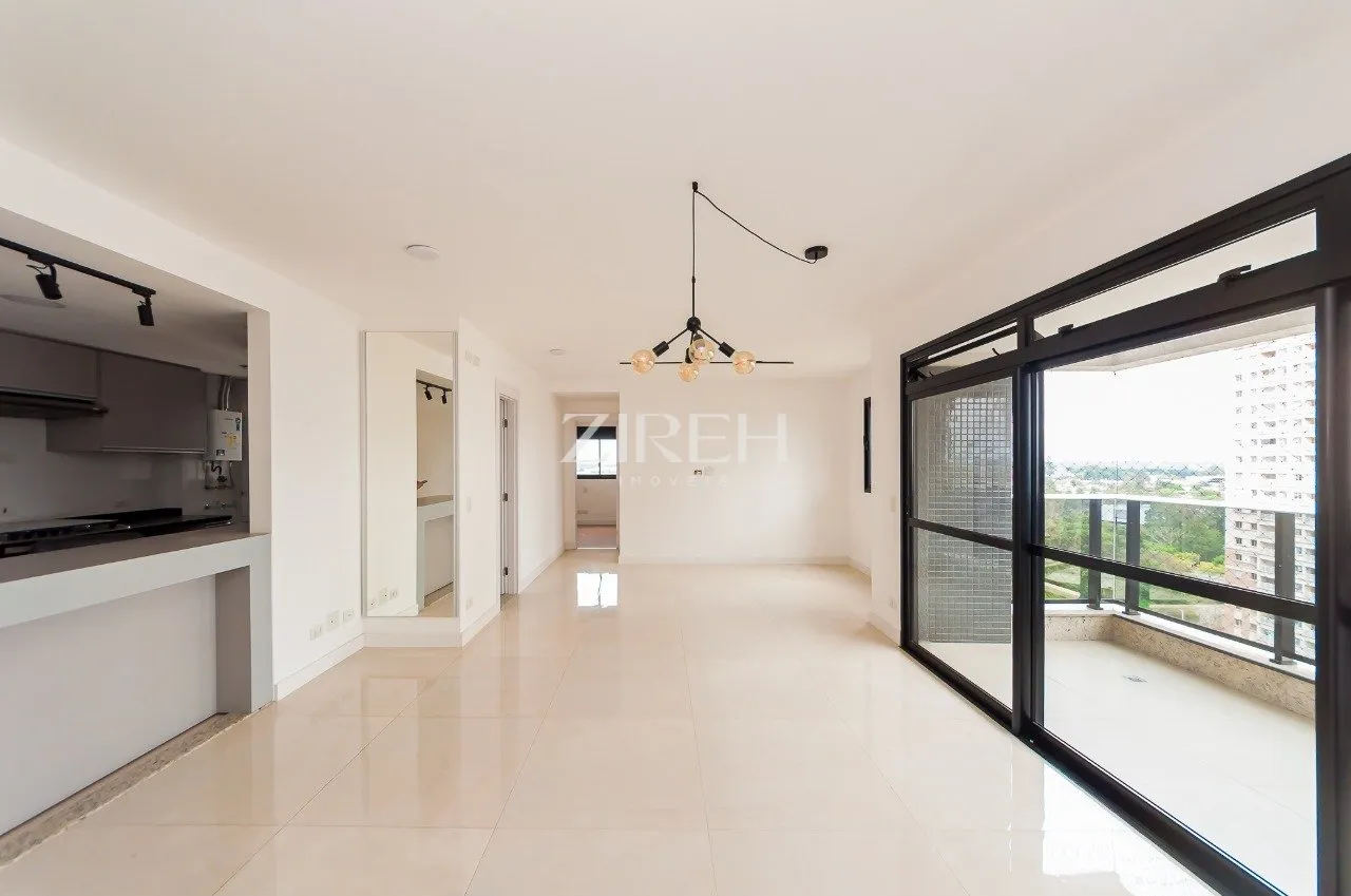 2-bedroom apartment in a building with a tennis court — photo 6