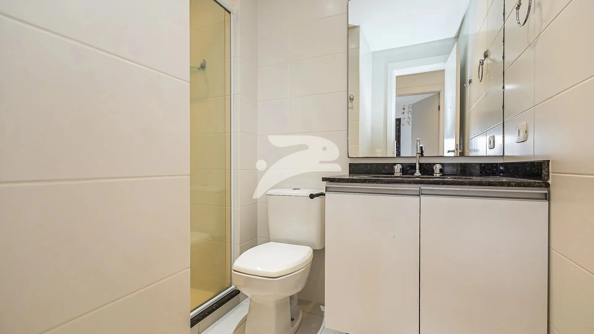 Top-floor apartment with 2 bedrooms and private terrace — photo 19