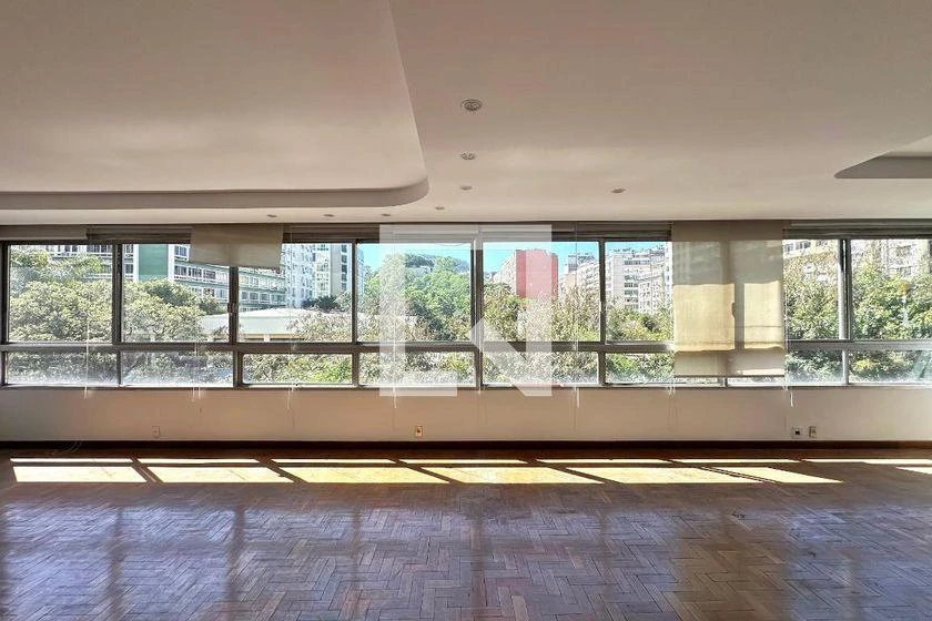 Rental apartment with 3 bedrooms and 190 m² — photo 13
