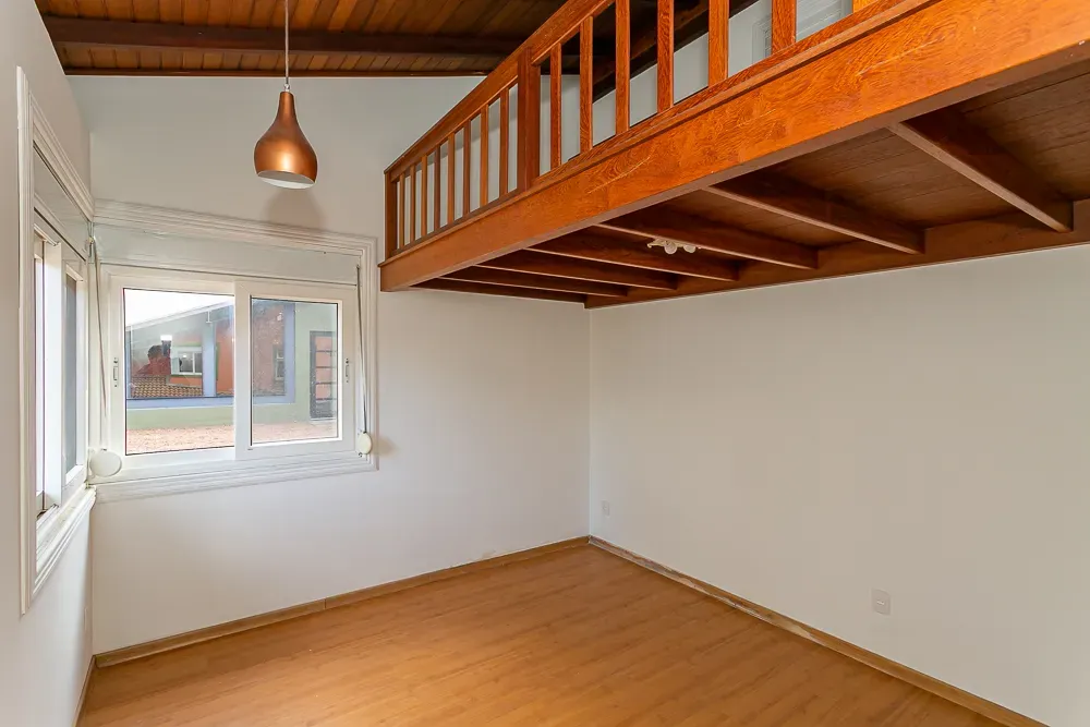 Ванна и 4 спальни: дом 350 м² — photo 12