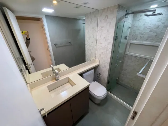 3-bedroom apartment with a home office — photo 15