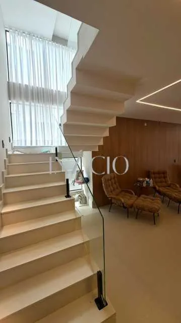 4 quartos e máquina de lavar: casa de 250 m² — photo 2