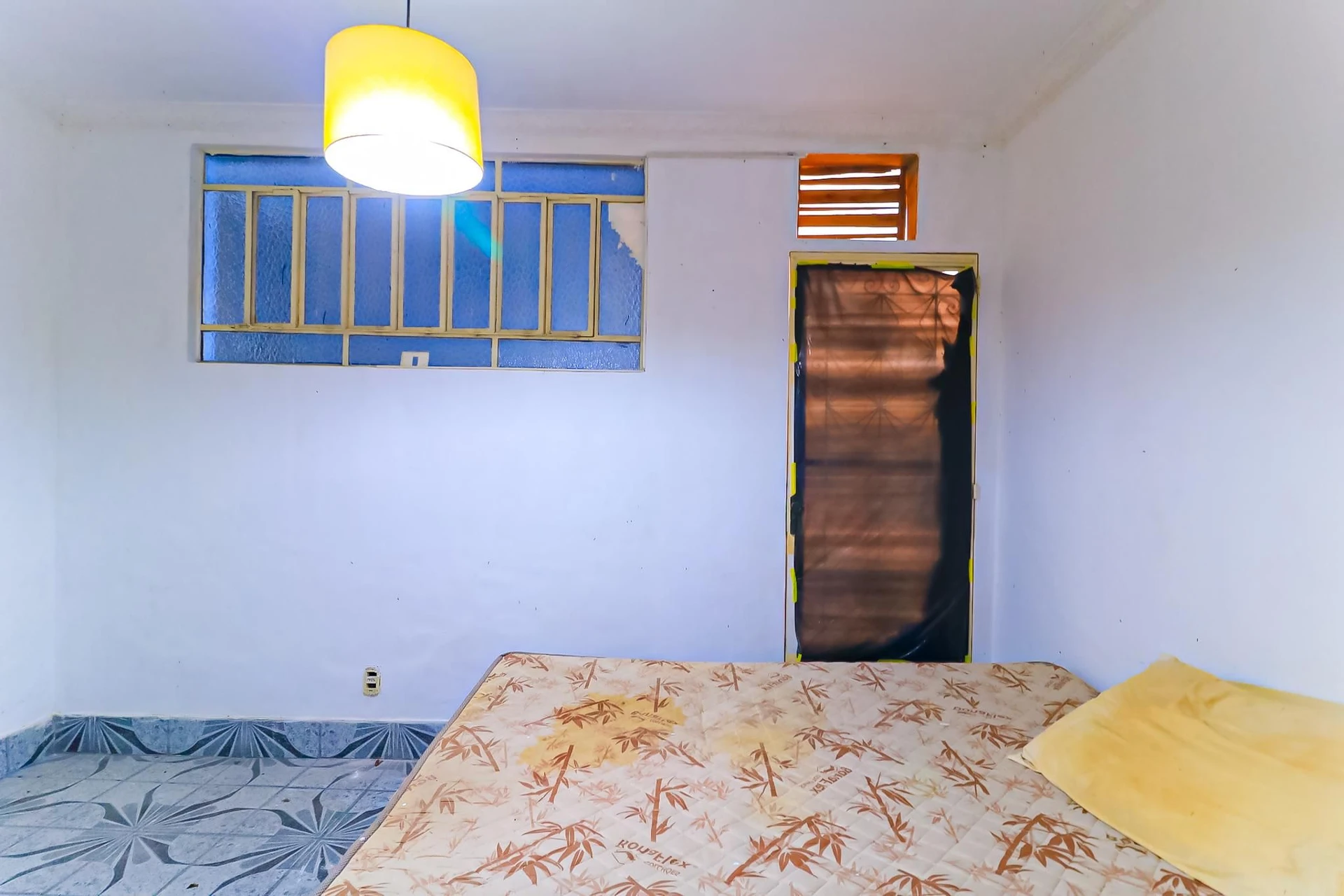 House with 2 bedrooms and a private garden — photo 25