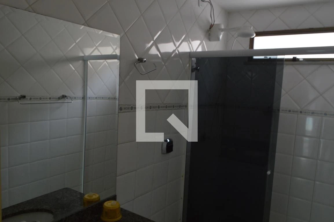 Casa de 3 dormitorios con balcón y jardín privado — photo 17