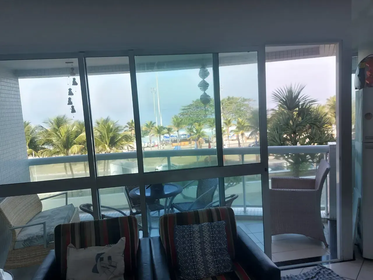 2-bedroom apartment with water view through the windows — photo 6