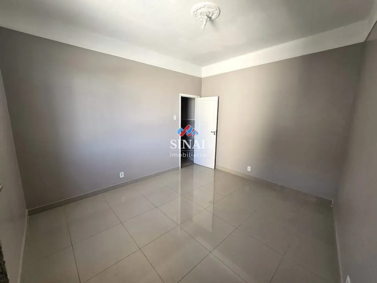 Apartamento com 2 quartos e cozinha integrada a gás — photo 3