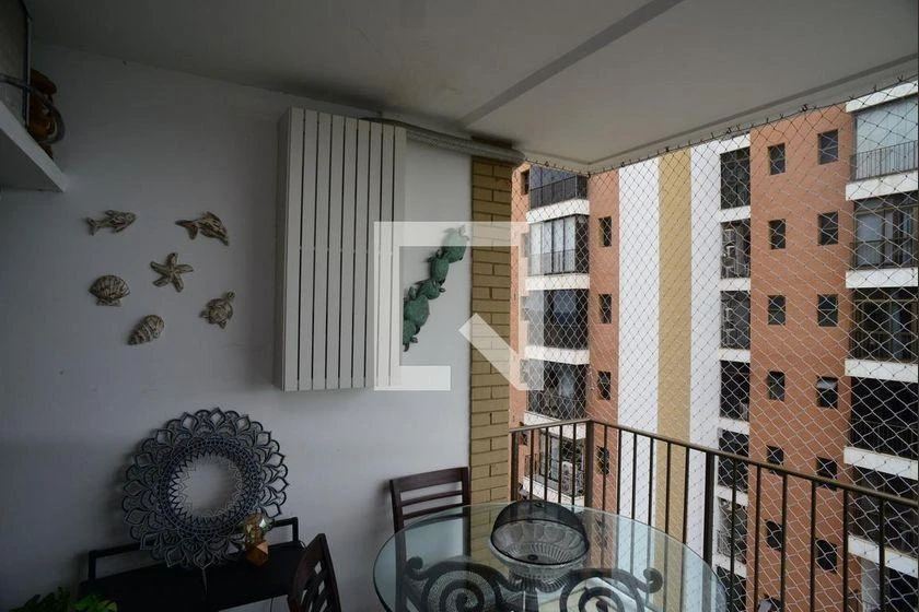 Furnished apartment with balcony and 2 en-suite bedrooms — photo 48