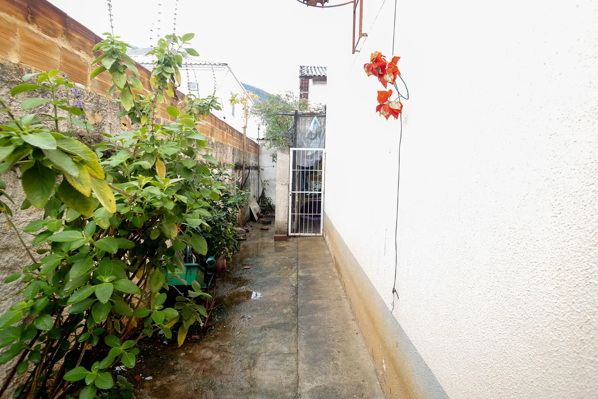 Apartamento amueblado con 2 dormitorios y jardín privado — photo 27