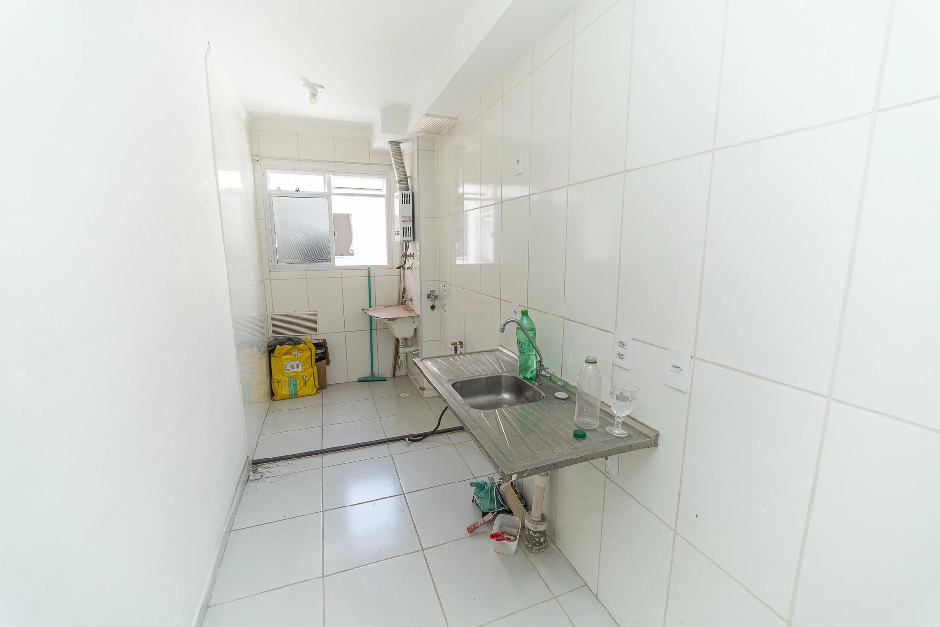 Apartment, 45 m², with wood or laminate floors — photo 2
