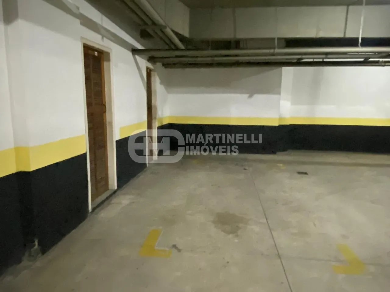 Unfurnished apartment with 3 bedrooms and 5 bathrooms — photo 33