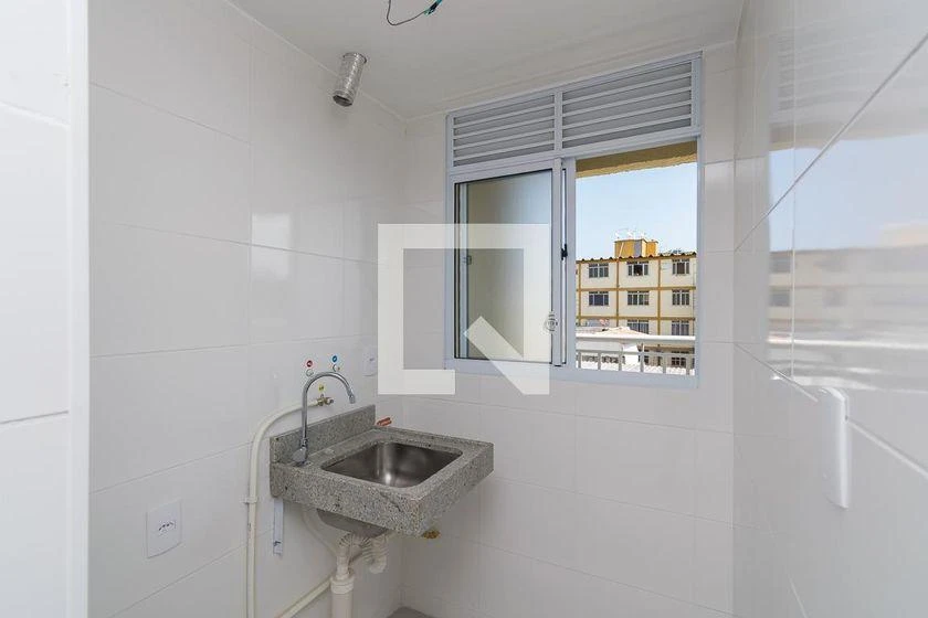 2-bedroom apartment in a building with a pool — photo 22