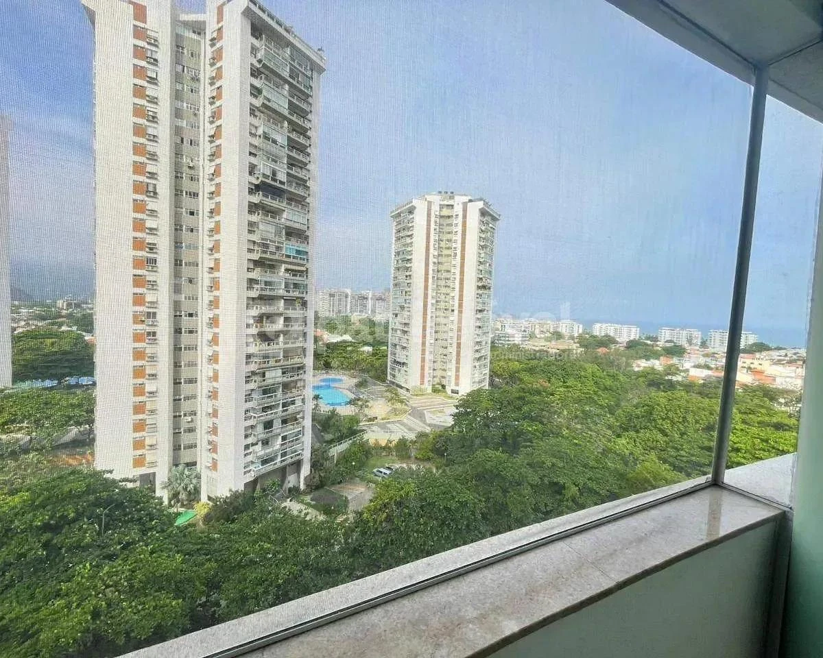 Water view in a one-bedroom apartment, 30 m² — photo 9