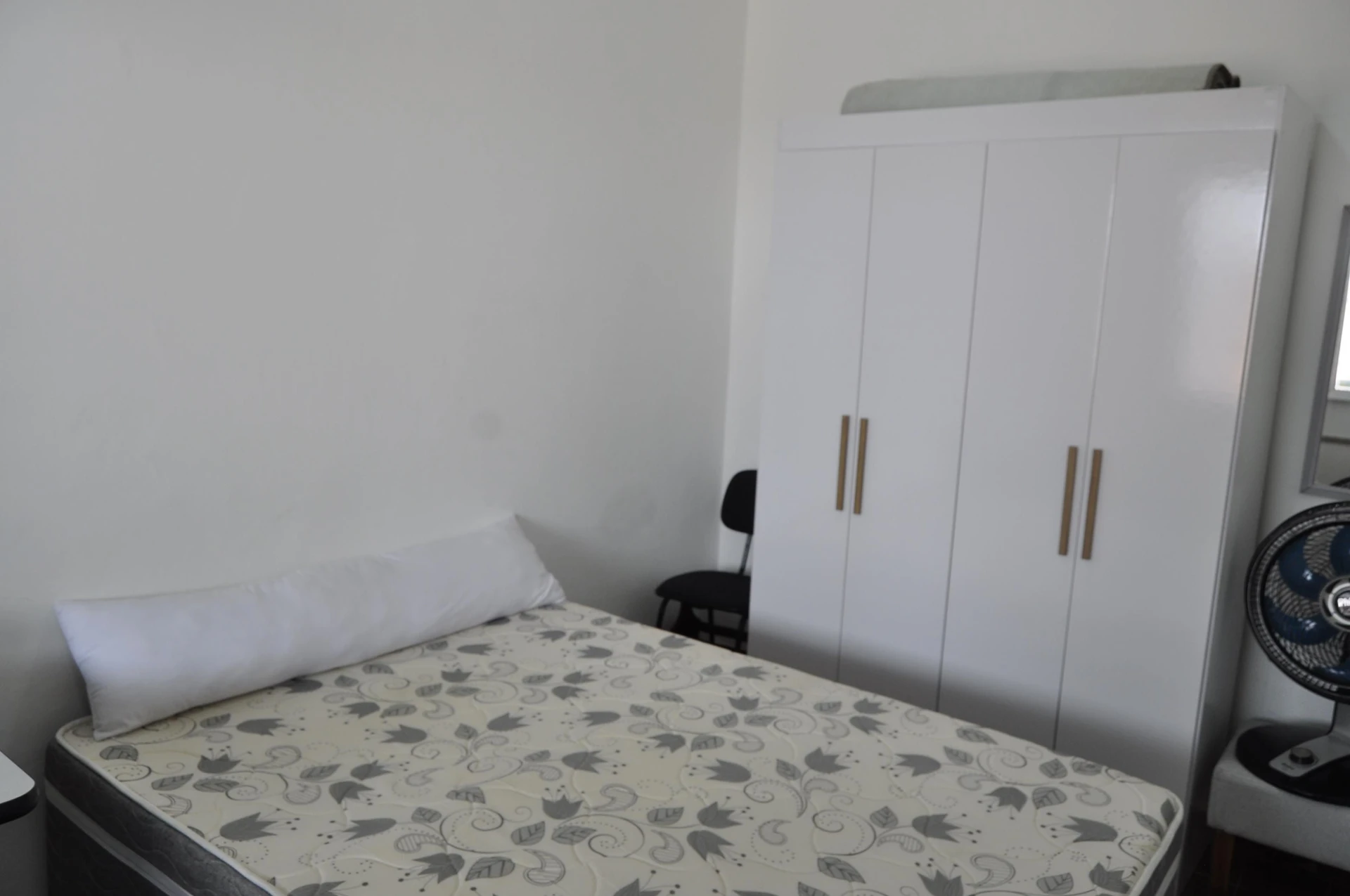 1 quarto e espaço de home office: apartamento de 50 m² — photo 2