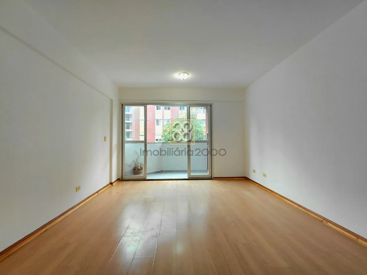 2-bedroom apartment with a suite and 2 bathrooms — photo 4